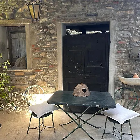 Curt De L'elba Feriehus Cernobbio